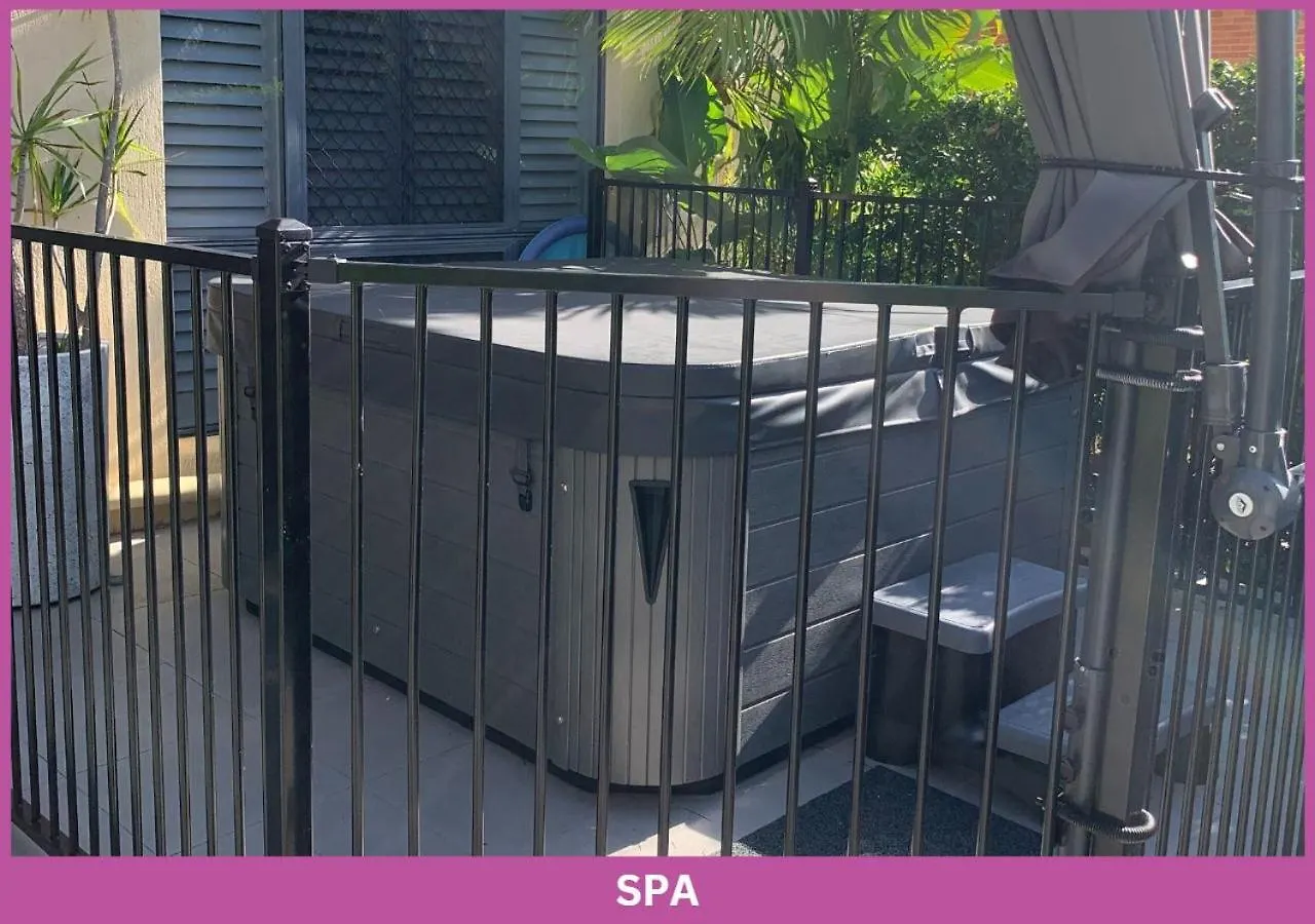 דירה Aitkenvale Park View On Bayswater | 2 Storey Townhouse אוסטרליה
